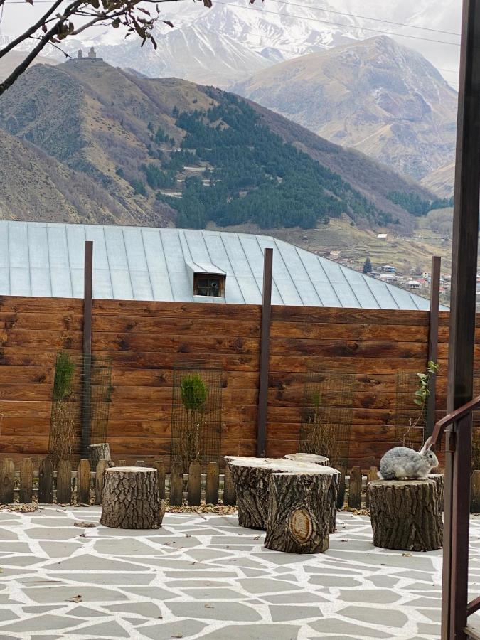 Hotel Kazbegi 1963 Exteriör bild