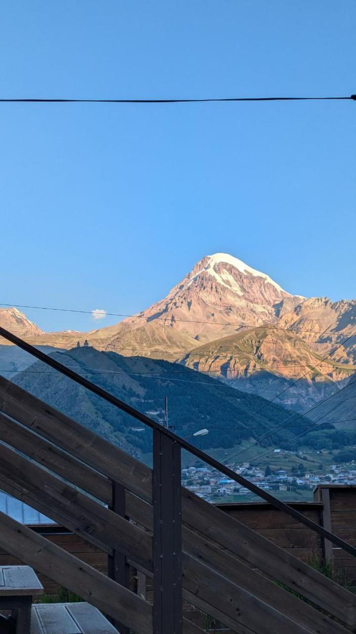 Hotel Kazbegi 1963 Exteriör bild
